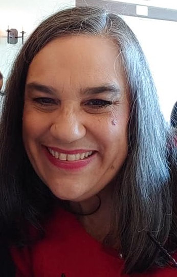 Graciela Valderrama (La Señora) is American-Venezuelan and lives in Los Angeles. She has worked in theatre for 35 years. Her latest theatrical credit is Lady Britomart in Major Barbara. Her latest television credit is Aunt Magda on Showtime's Vida. She has been a Kaiser CareActor for the past 6 years.